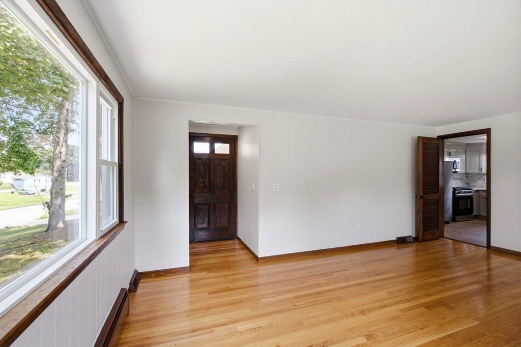 142 Olko Circle, Chicopee, MA, 142 Olko Circle, Chicopee, MA Photo #12