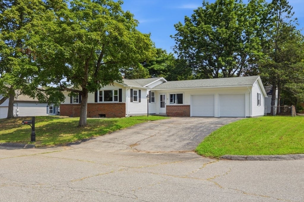 142 Olko Circle, Chicopee, MA, 142 Olko Circle, Chicopee, MA Photo #1