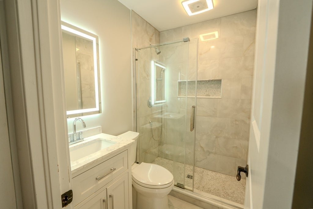 40 Oneida Ave, Brockton, MA, 40 Oneida Ave, Brockton, MA Photo #14
