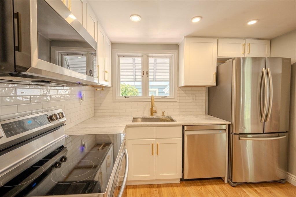 40 Oneida Ave, Brockton, MA, 40 Oneida Ave, Brockton, MA Photo #8