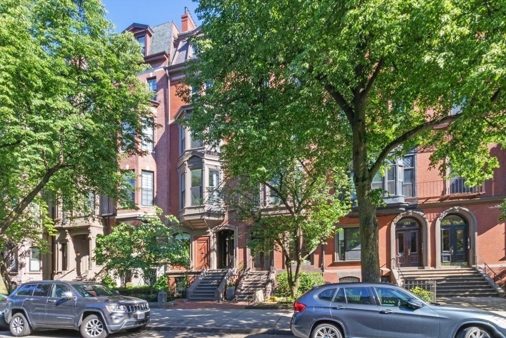 179 Beacon Street 1