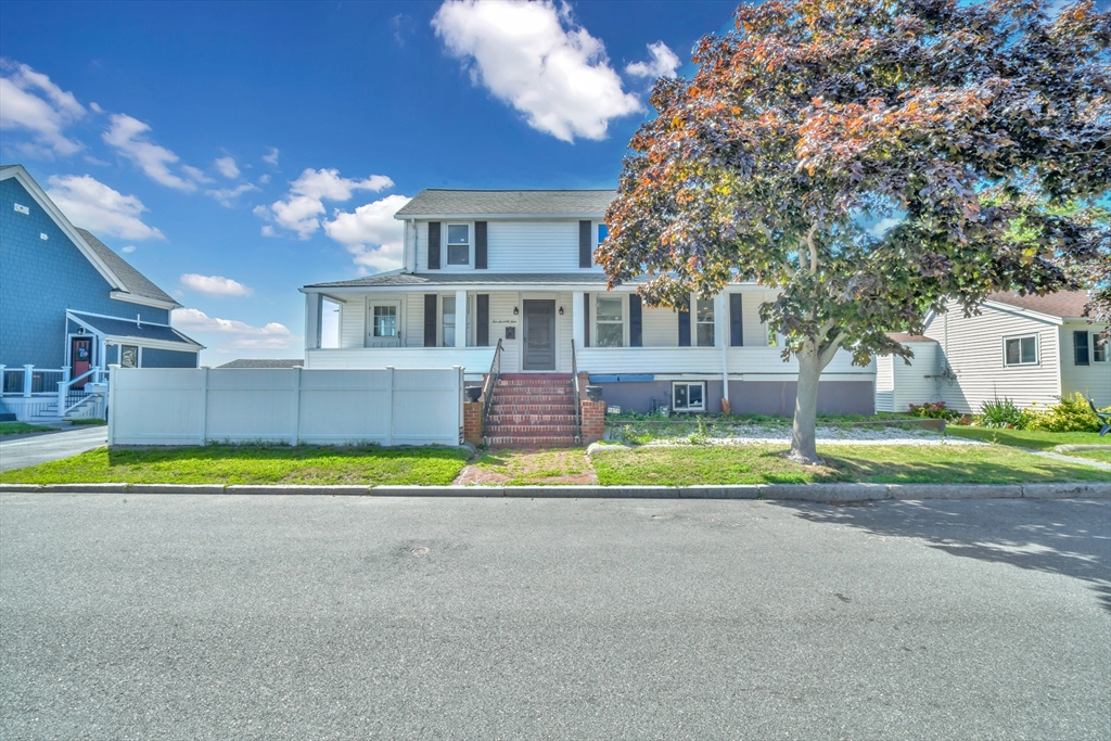 1077-1079 Shirley St