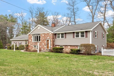 20 Lancaster Dr Tewksbury MA 01876