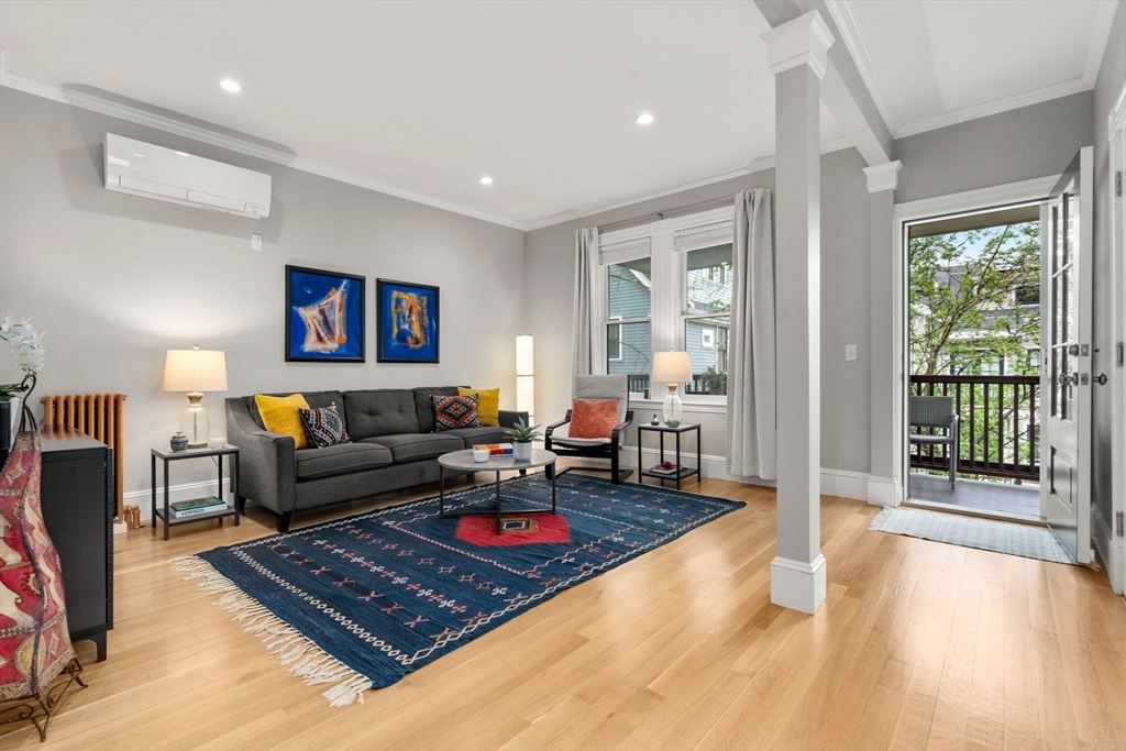 118 Kinnaird St #2, Cambridge, MA, 118 Kinnaird St #2, Cambridge, MA Photo #3