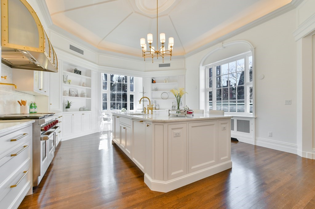 20 Chestnut St. 1