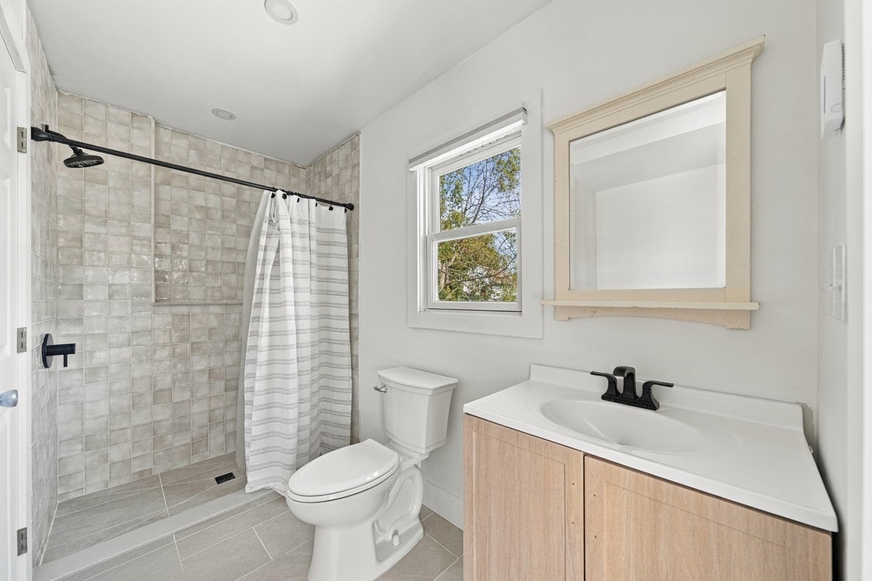 226 Sanford Rd, Westport, MA Photo #14