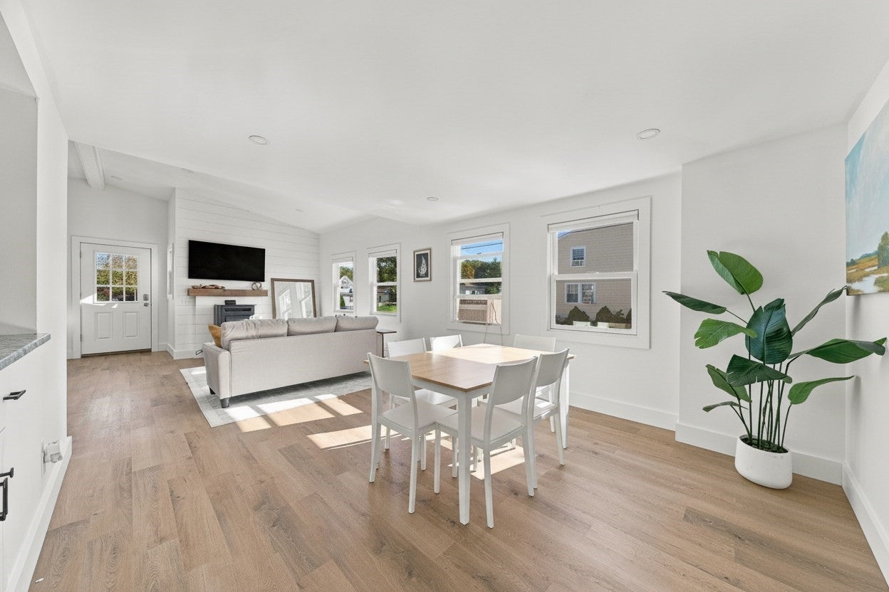 226 Sanford Rd, Westport, MA Photo #11