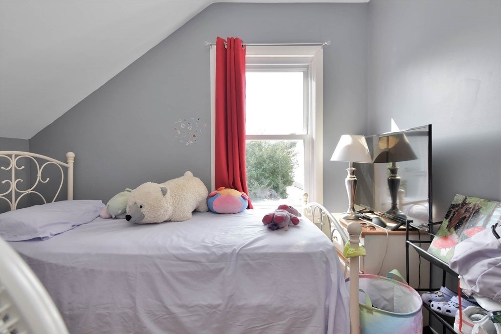 87 Abbott St, Lawrence, MA Photo #23