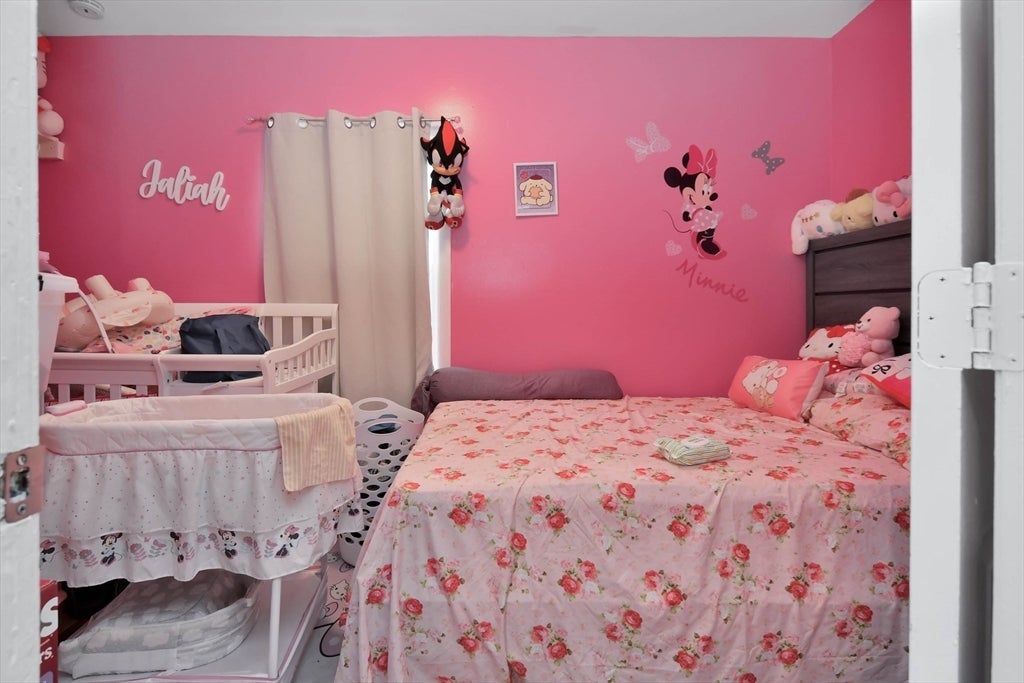 87 Abbott St, Lawrence, MA Photo #15
