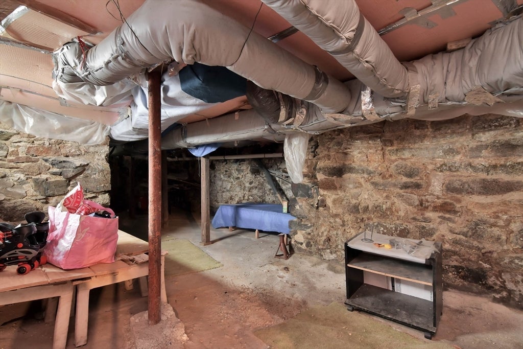 87 Abbott St, Lawrence, MA Photo #31