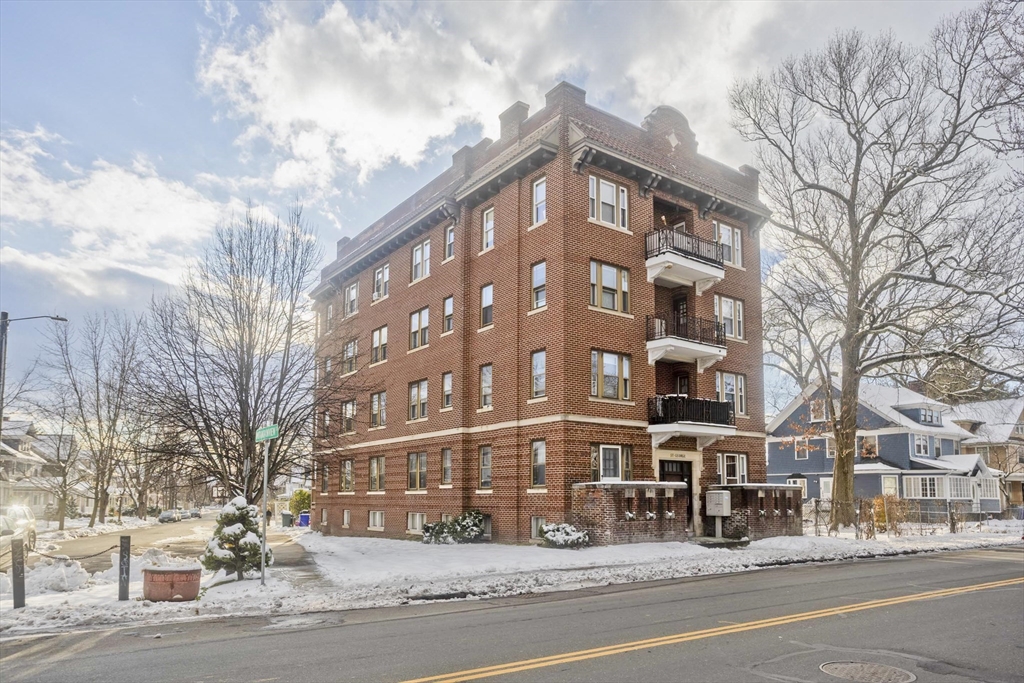 Photo: 228 Belmont Ave, Springfield, MA