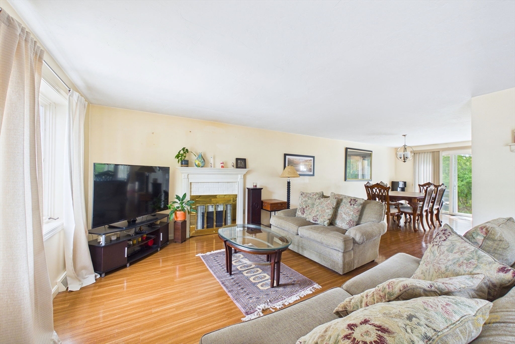 663 Wareham Street 11