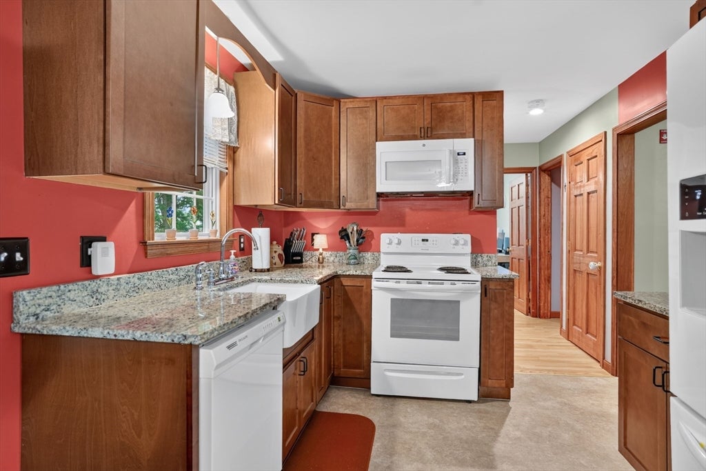 77 Ridge Road