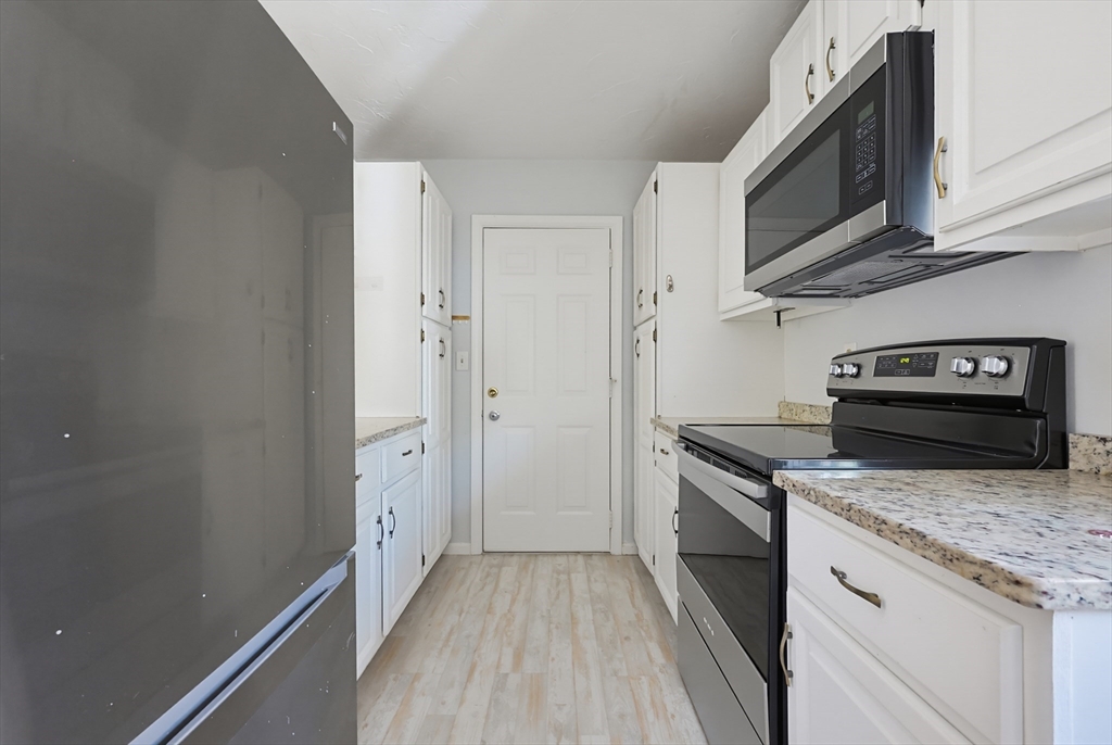 425 Main Street 9D