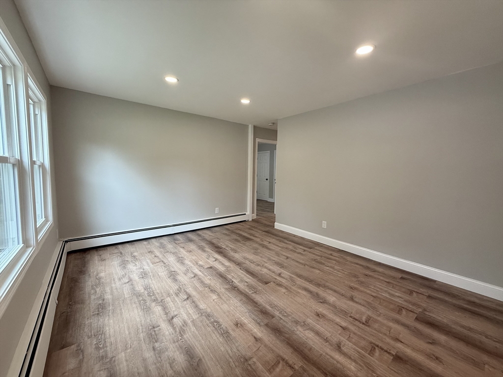 45 Kenwood Dr