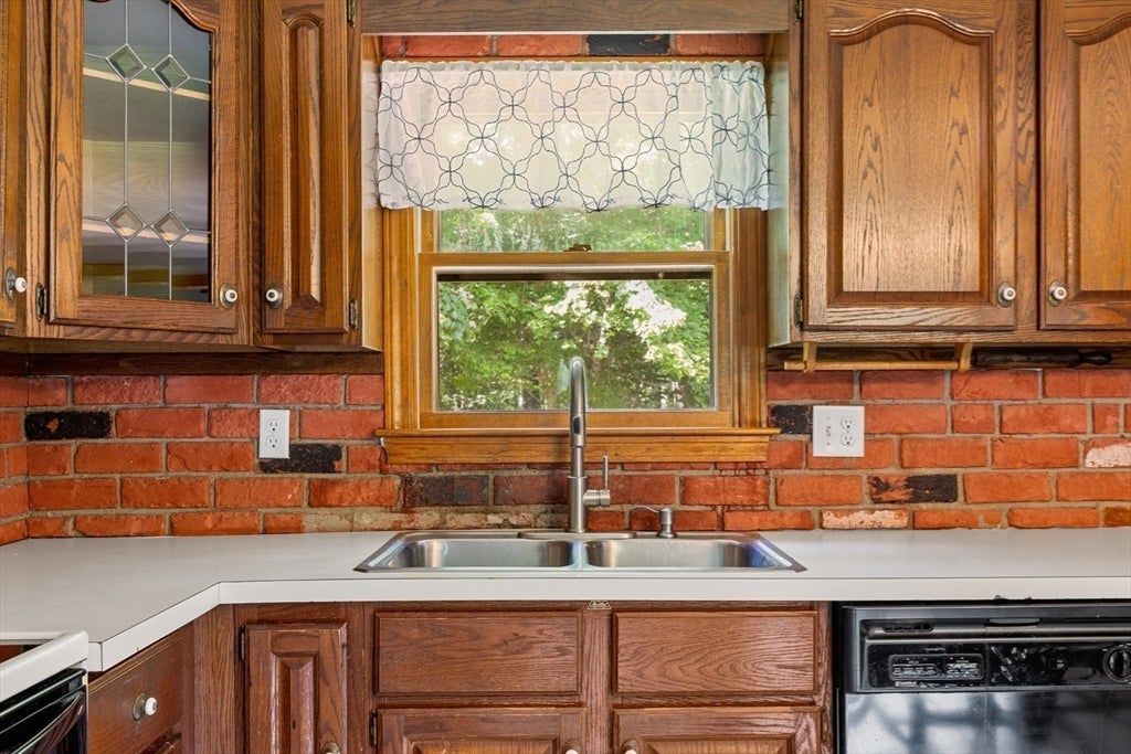 71 Lake St, Pembroke, MA, 71 Lake St, Pembroke, MA Photo #6
