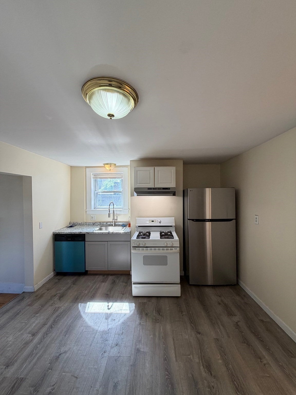 68 Gore St #2, Cambridge, MA, 68 Gore St #2, Cambridge, MA Photo #2