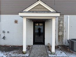 Plainville, Massachusetts 02762, United States, ,2 BathroomsBathrooms,Residential,Active,88125