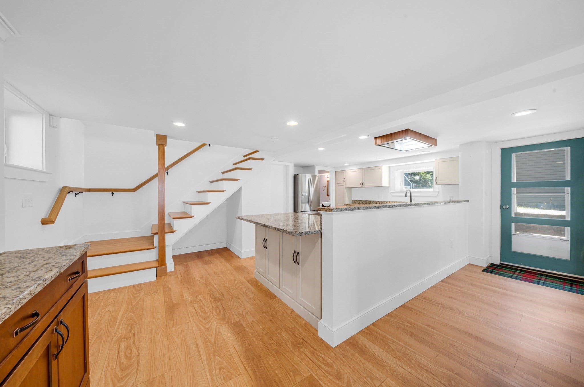 22 Lake Attitash Rd, Amesbury, MA, 22 Lake Attitash Rd, Amesbury, MA Photo #9