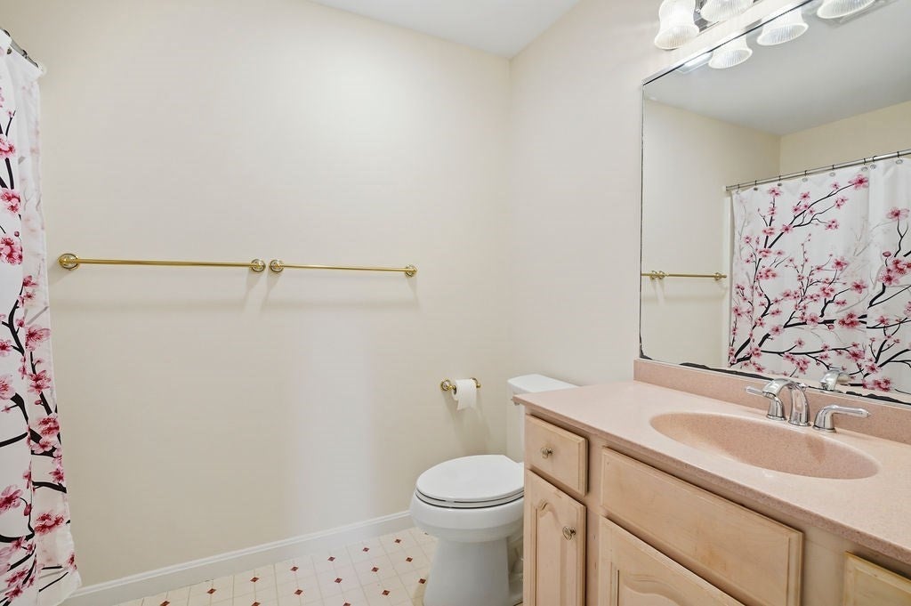 58 San Souci DR, South Hadley, MA, 58 San Souci DR, South Hadley, MA Photo #32