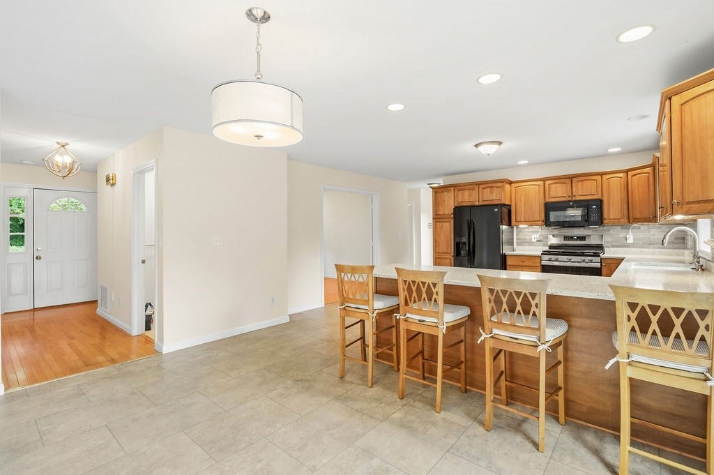 58 San Souci DR, South Hadley, MA, 58 San Souci DR, South Hadley, MA Photo #13