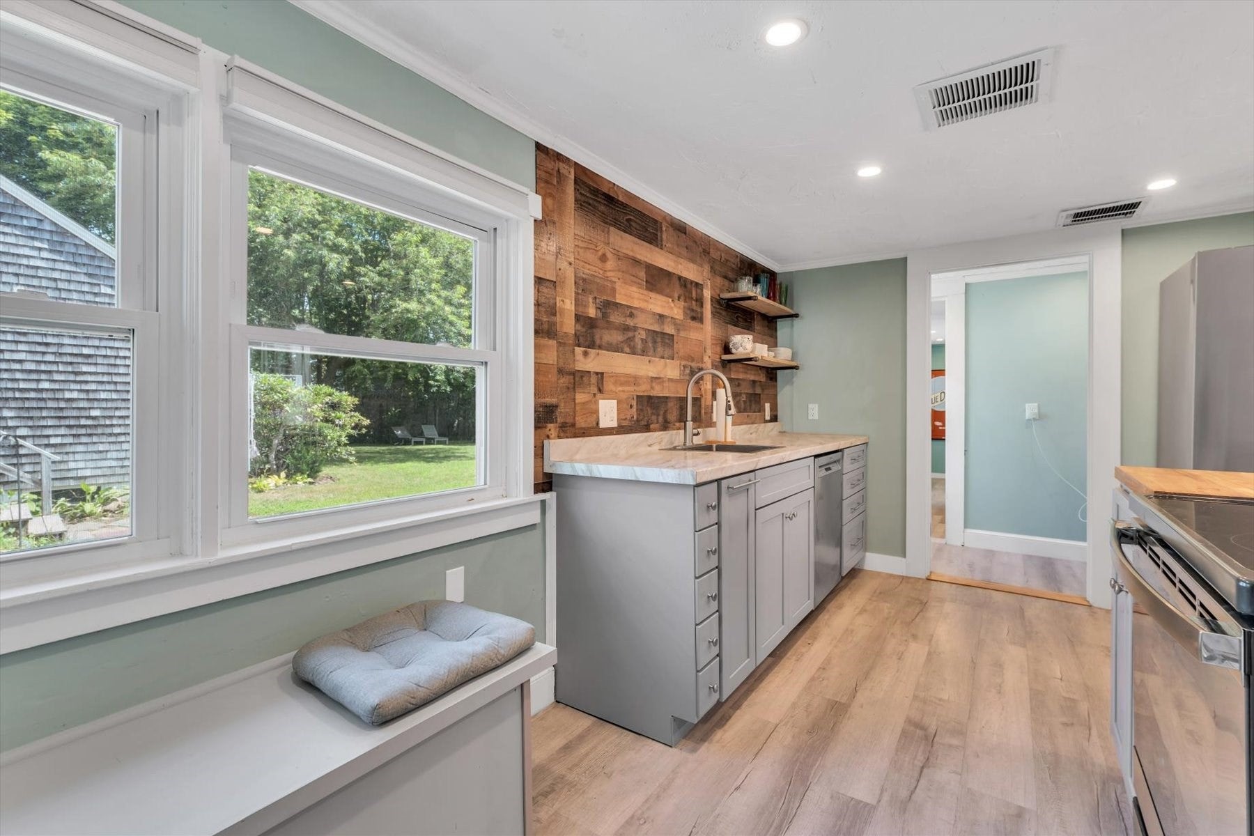 44 Maple Avenue, Barnstable, MA, 44 Maple Avenue, Barnstable, MA Photo #10