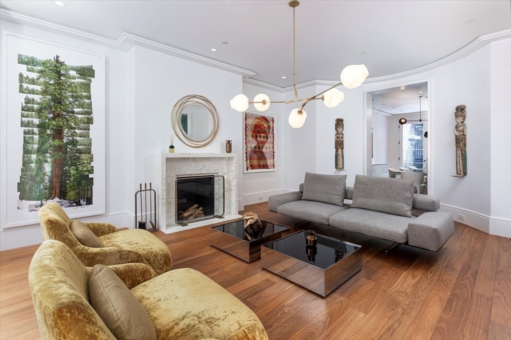 21 Chestnut St