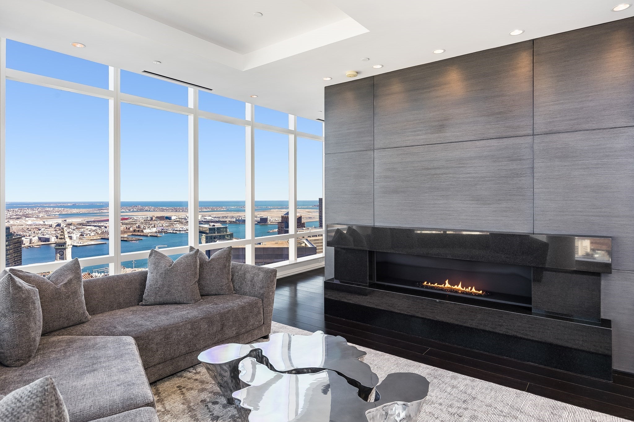 1 Franklin St PH4B