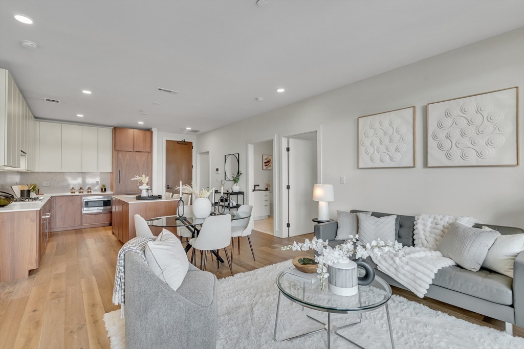 566 Columbus Ave 509