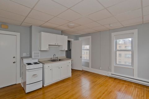 Photo of 78 Elm St #4, Worcester, MA 01609 (MLS # 73463369)