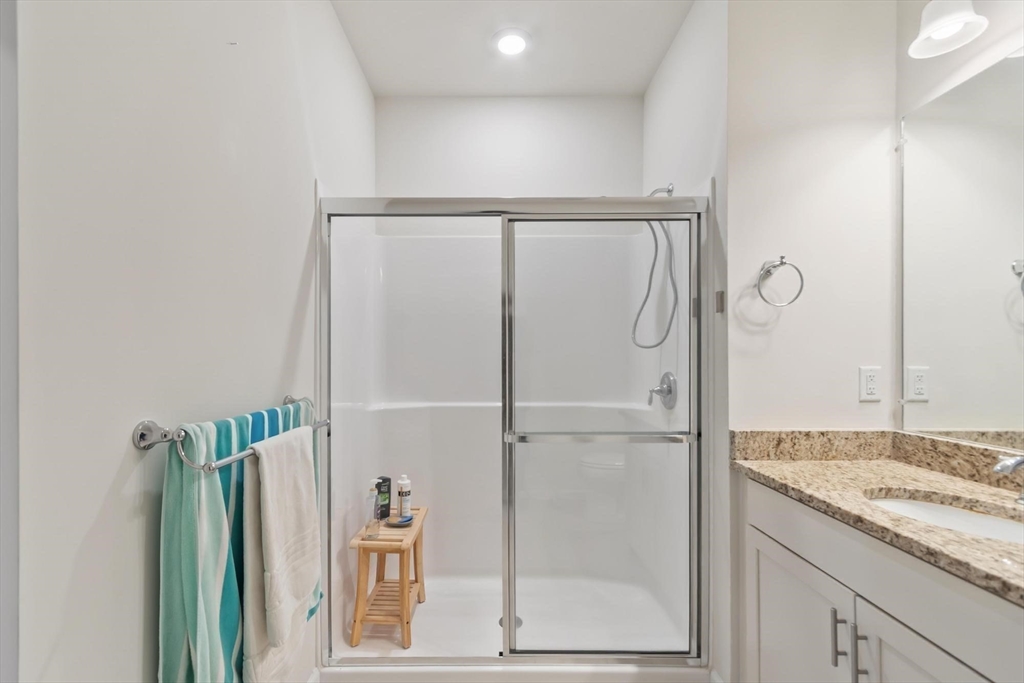 2 Francis Dr #203, Andover, MA, 2 Francis Dr #203, Andover, MA Photo #16
