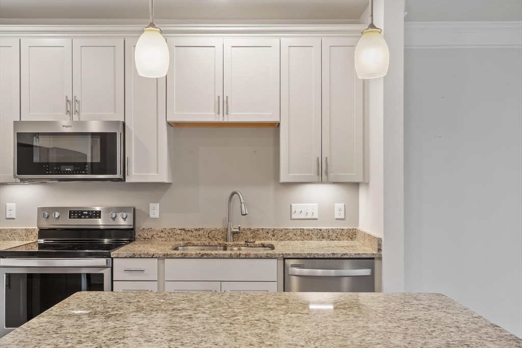 2 Francis Dr #203, Andover, MA, 2 Francis Dr #203, Andover, MA Photo #6