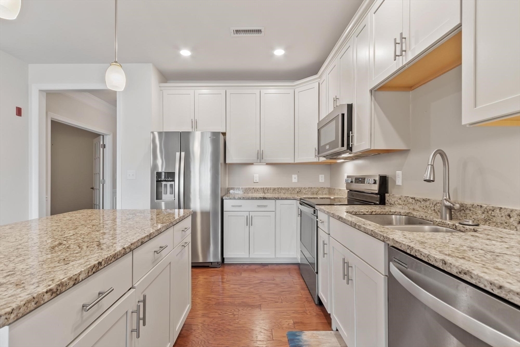 2 Francis Dr #203, Andover, MA, 2 Francis Dr #203, Andover, MA Photo #7
