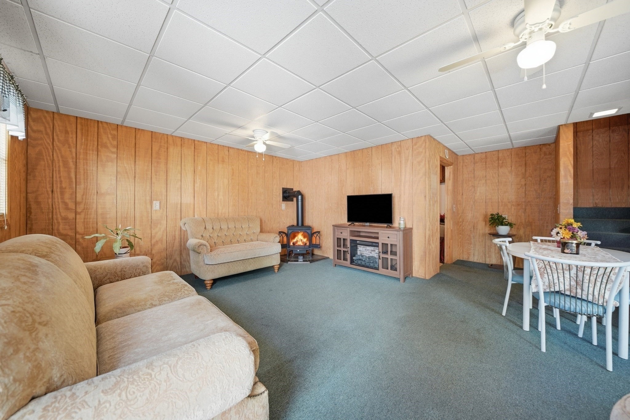 10 Summit Ter, Peabody, MA, 10 Summit Ter, Peabody, MA Photo #16