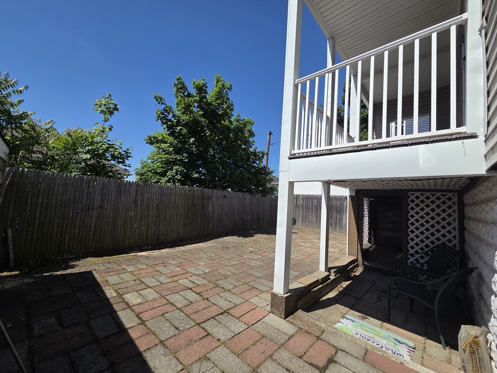 2 Suffolk Ave