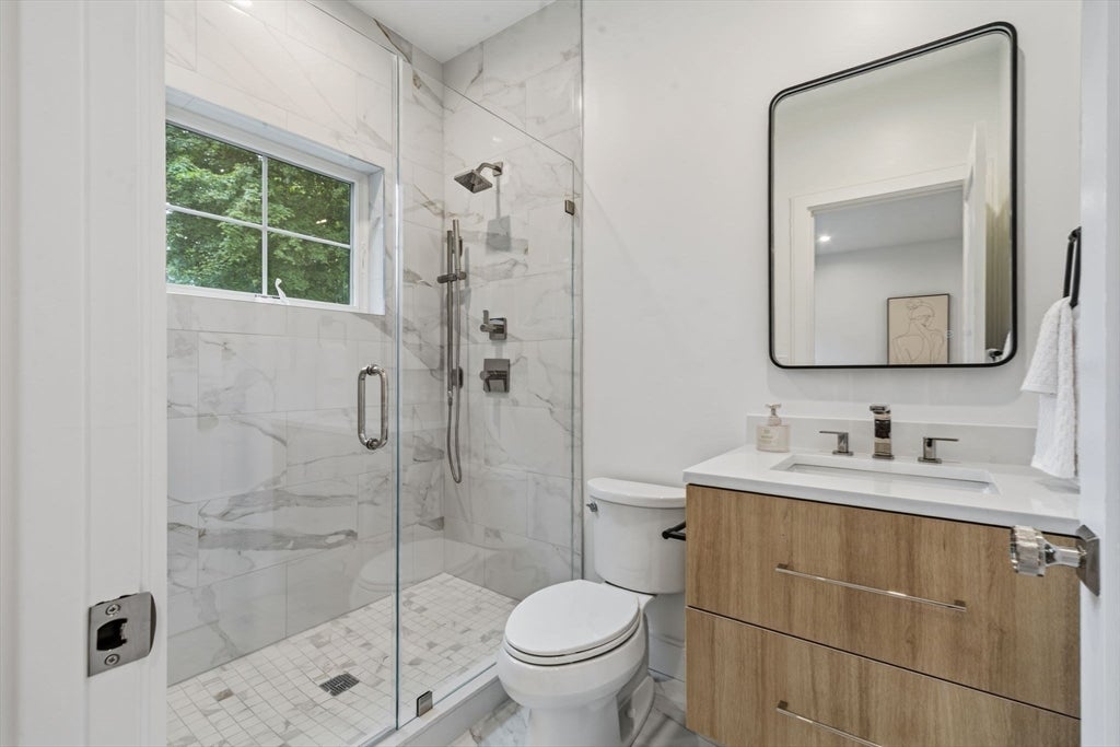 35 Fairview Ave, Lynnfield, MA Photo #15