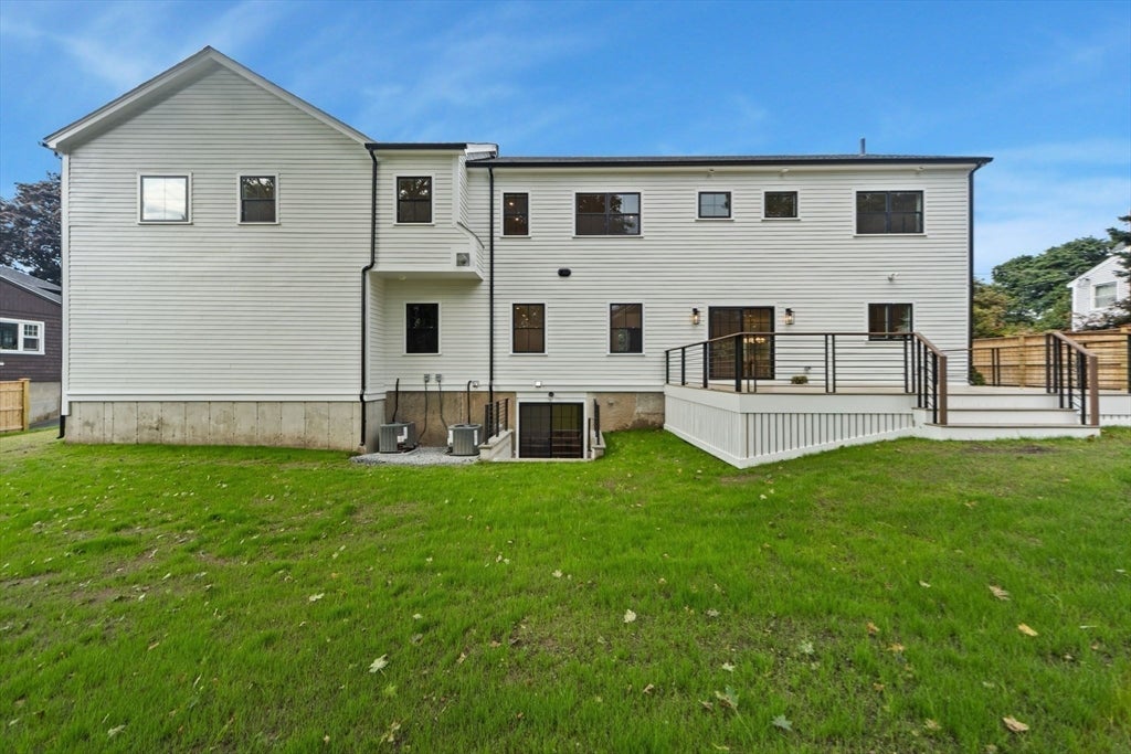 35 Fairview Ave, Lynnfield, MA Photo #36