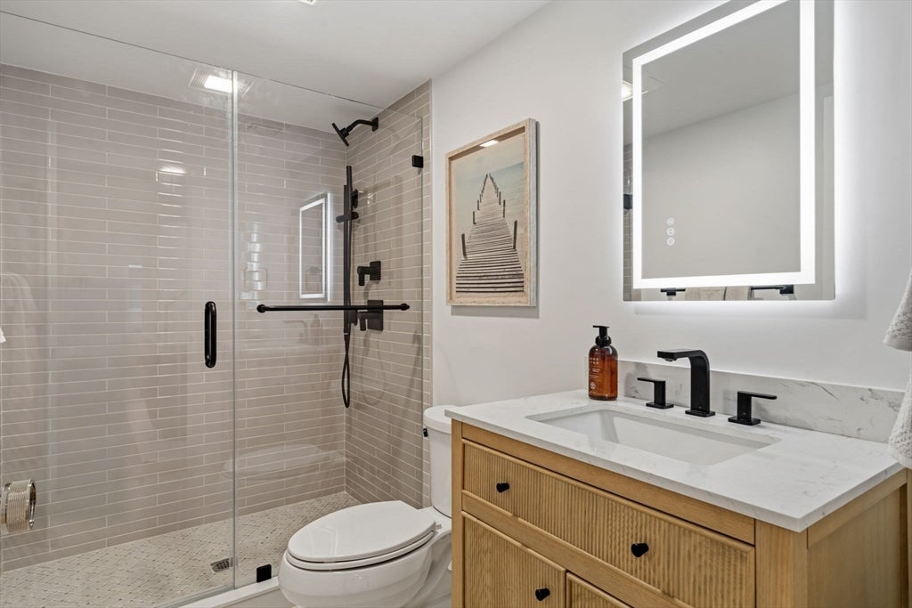 35 Fairview Ave, Lynnfield, MA Photo #33