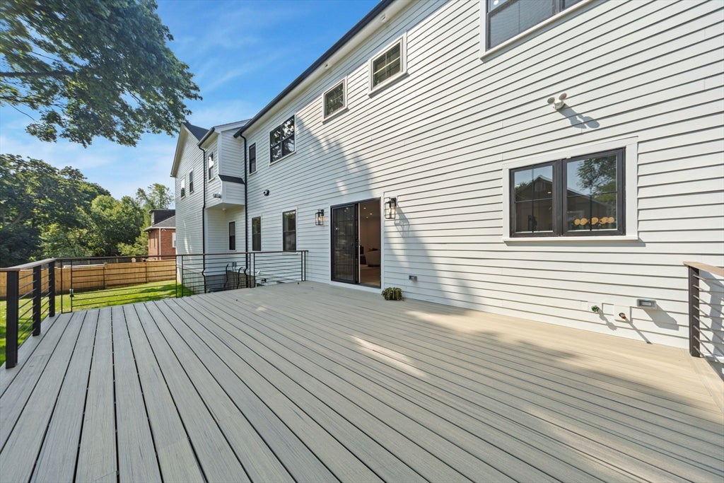 35 Fairview Ave, Lynnfield, MA Photo #38