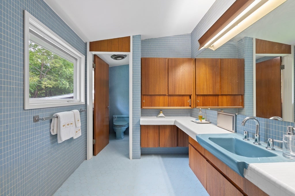 6 Porter Rd, Andover, MA, 6 Porter Rd, Andover, MA Photo #18