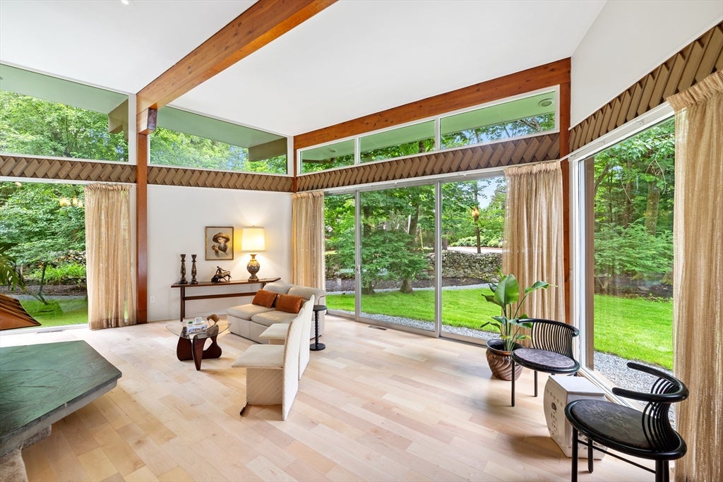 6 Porter Rd, Andover, MA, 6 Porter Rd, Andover, MA Photo #5
