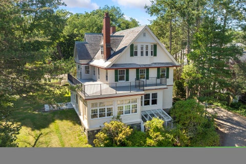 Photo of 56 Vinton Street #4, Melrose, MA 02176 (MLS # 73590191)