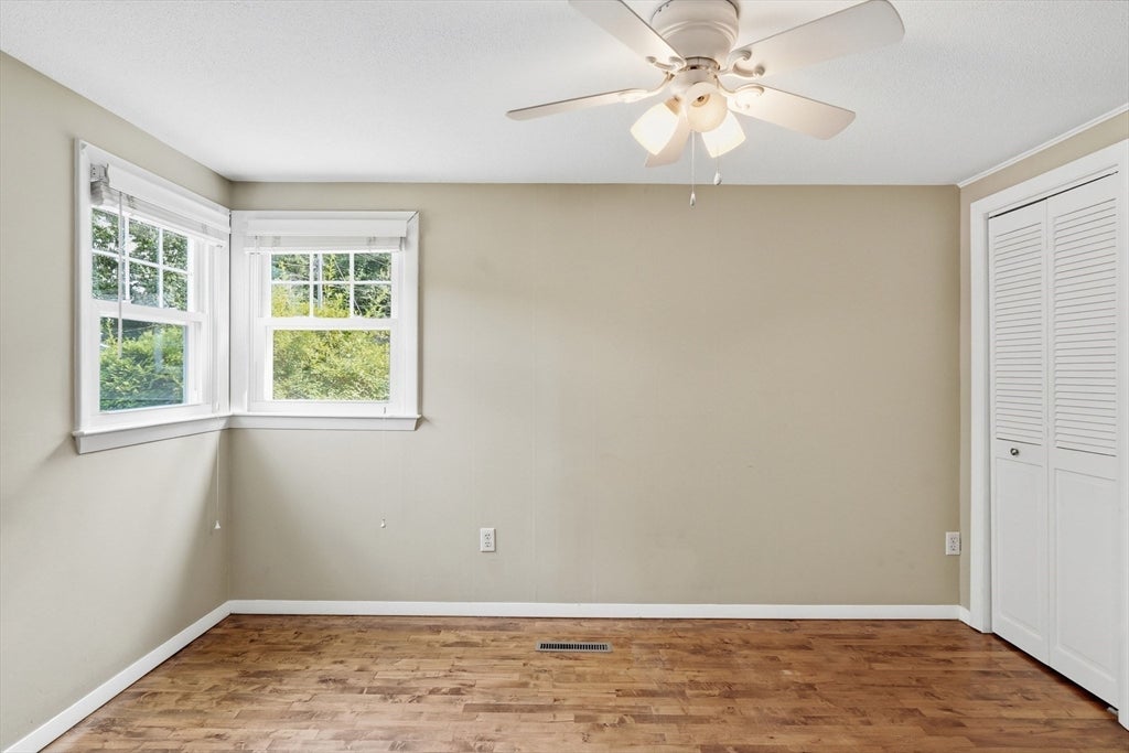 6 Hamilton Drive, Holland, MA Photo #22