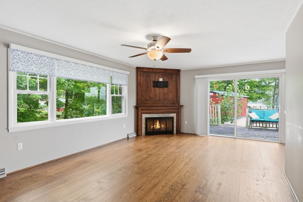 6 Hamilton Drive, Holland, MA Photo #11