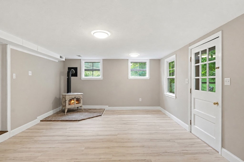 6 Hamilton Drive, Holland, MA Photo #14