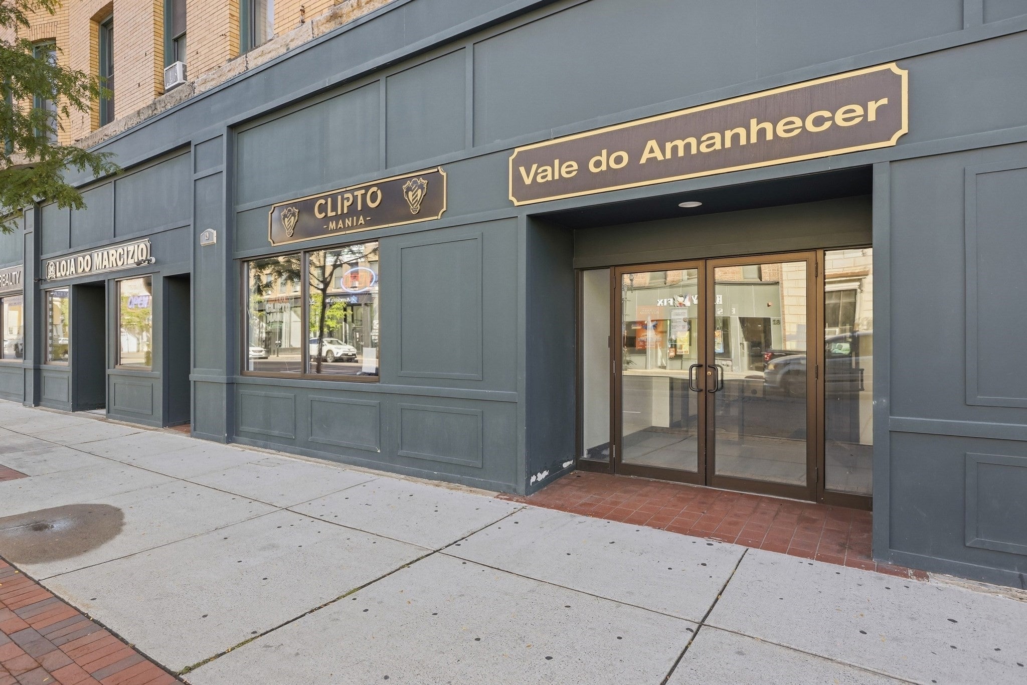 79 Concord St 103