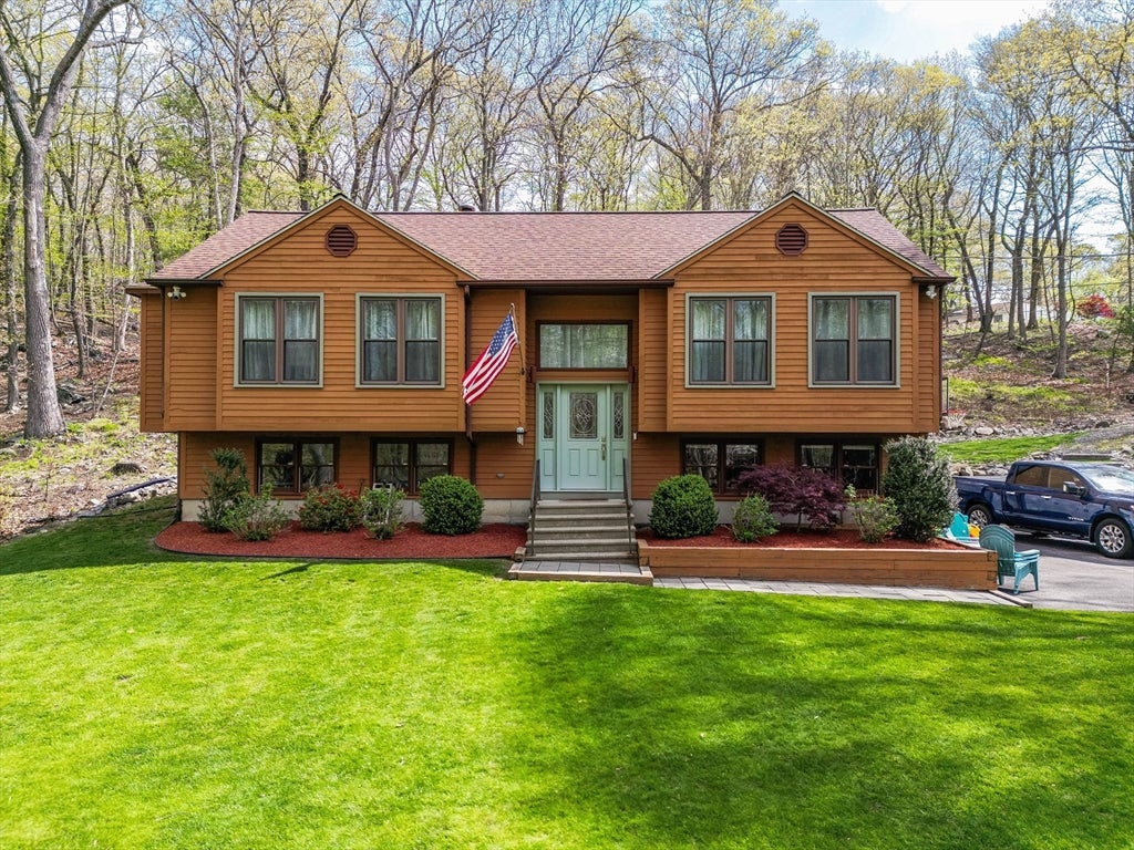 77 Lippitt Ave, Cumberland, RI Photo #1