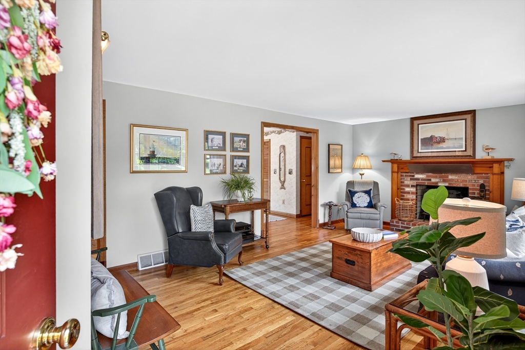 10 Eagle Drive