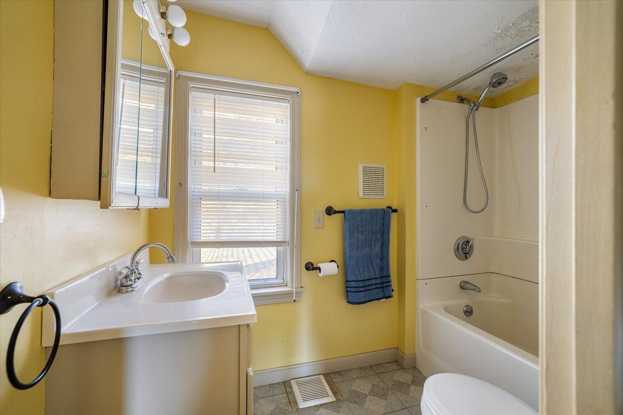 37 Memorial St, Templeton, MA, 37 Memorial St, Templeton, MA Photo #28