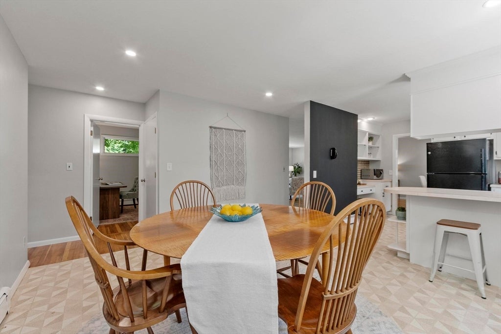 9 Cherry Ridge Rd, Acton, MA Photo #12